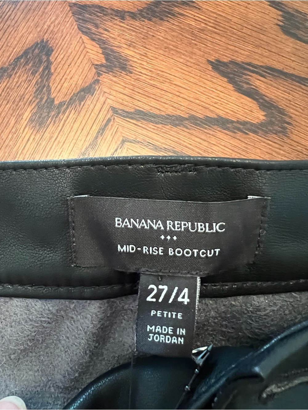 Banana Republic Women’s Black Faux Leather Bootcut Mid Rise Petite 4P 27" # 755 - Picture 4 of 14